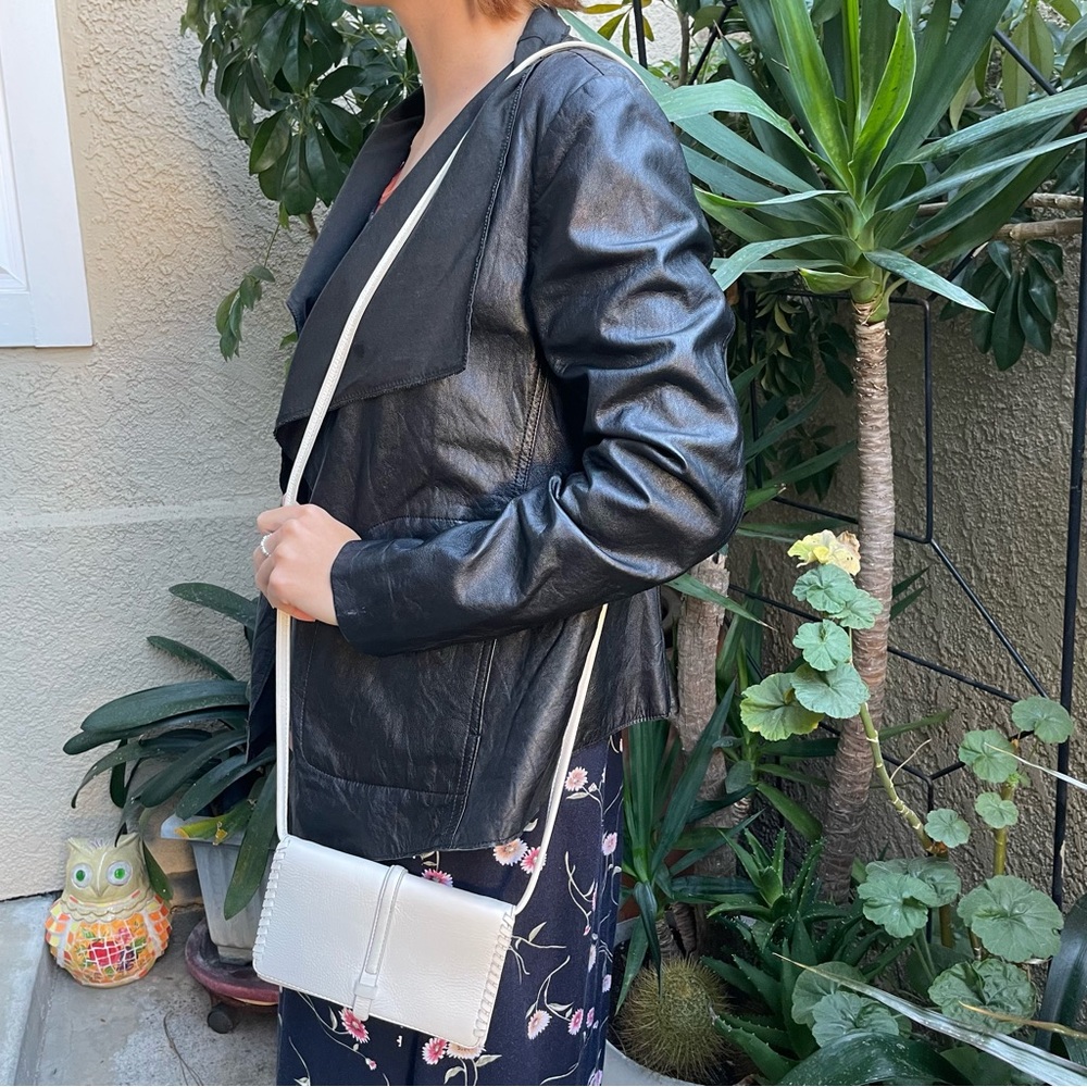 Light Cream Fossil Pebbled Leather Crossbody Bag/… - image 5